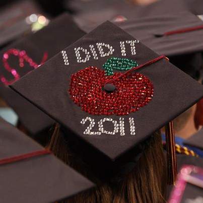 2011 cap with apple & "I did it"