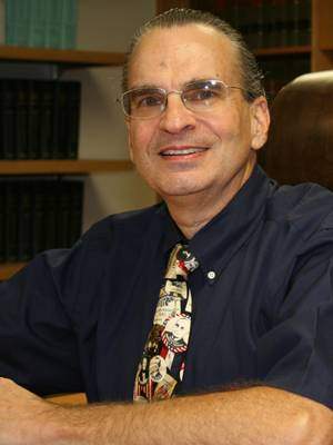 Dr. Willard Stouffer
