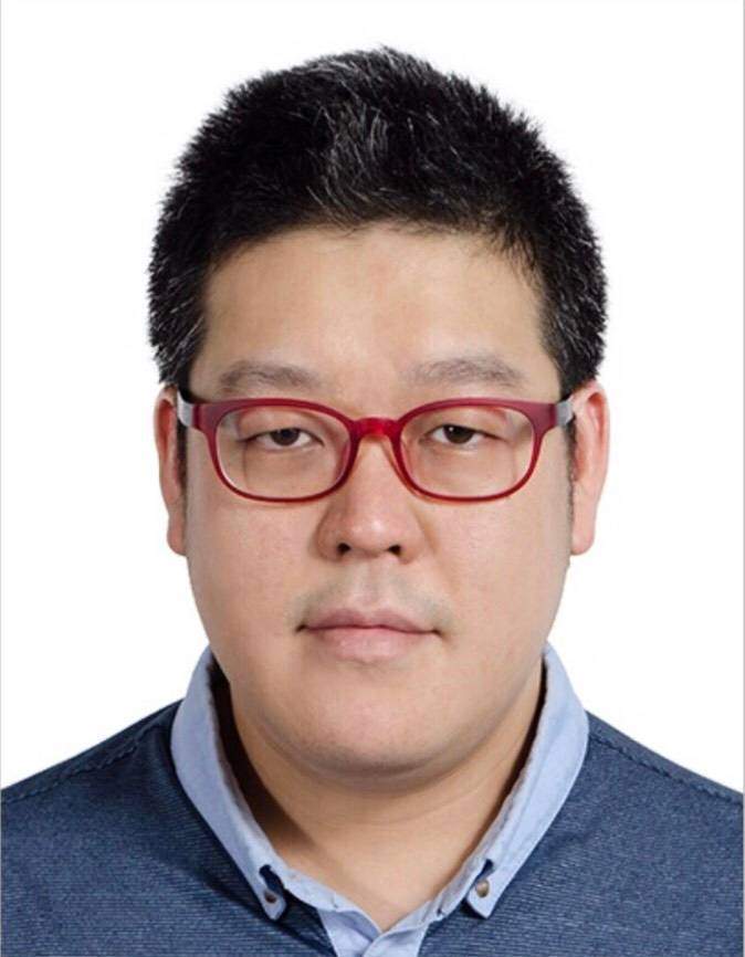 Yong Headshot
