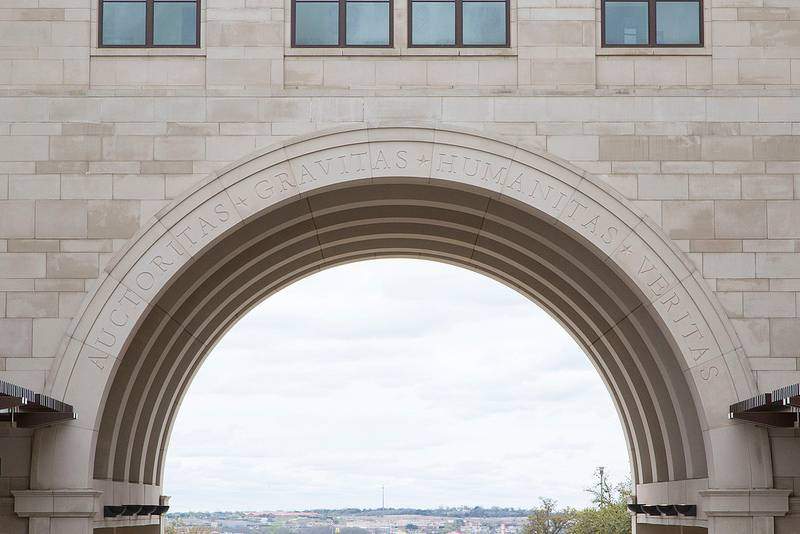 uac arch on txst campus