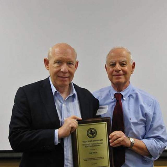 Dr. Howard Balanoff honors Bill White with the William Hobby Distinguished Lecturer Award