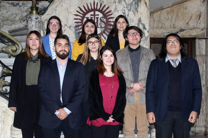 group of chilean students 