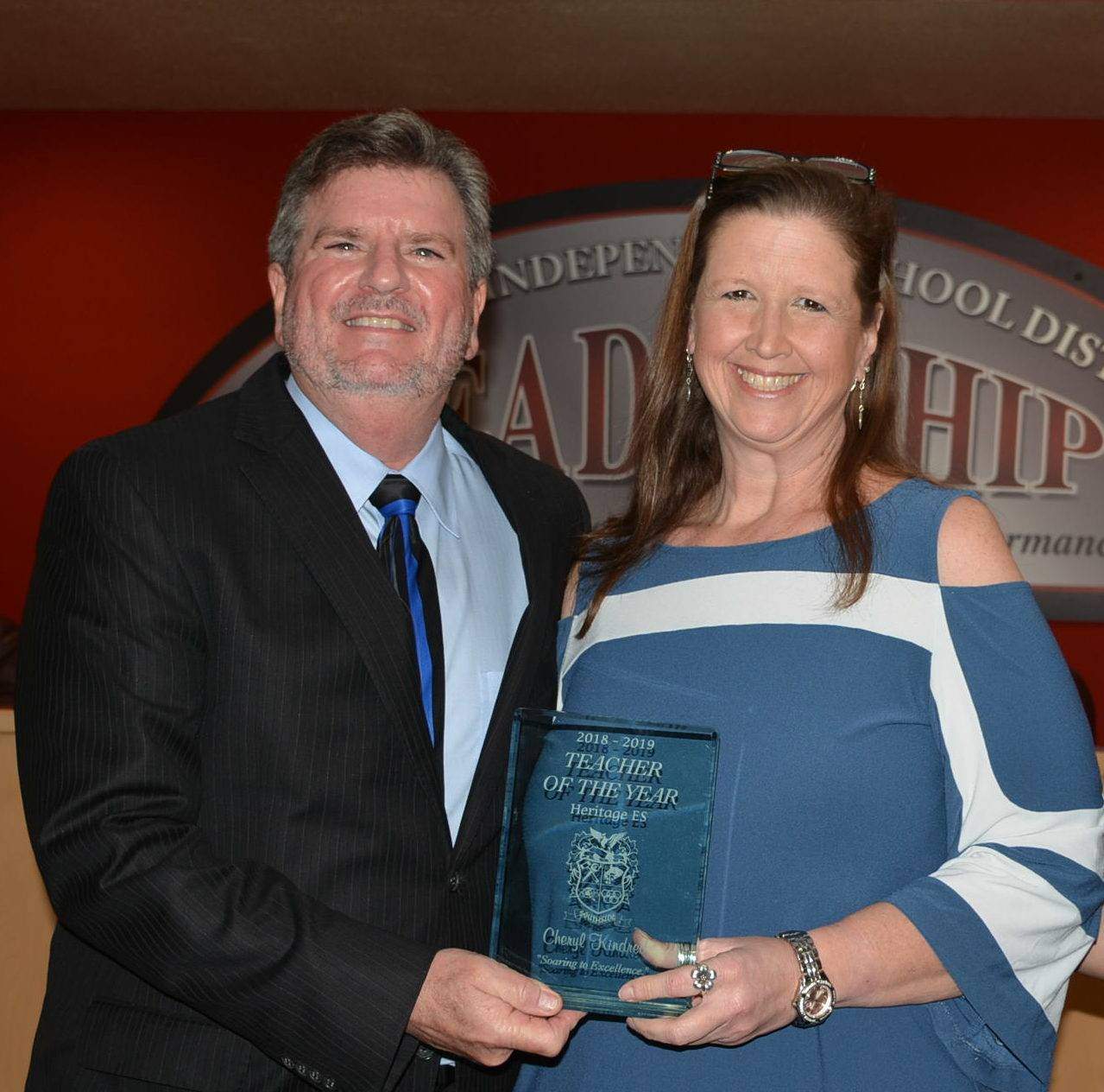 Cheryl Kindred receives Southside ISD Teacher of the Year Award