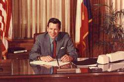 Photo of Lt. Governor Hobby in 1971 at State Capital