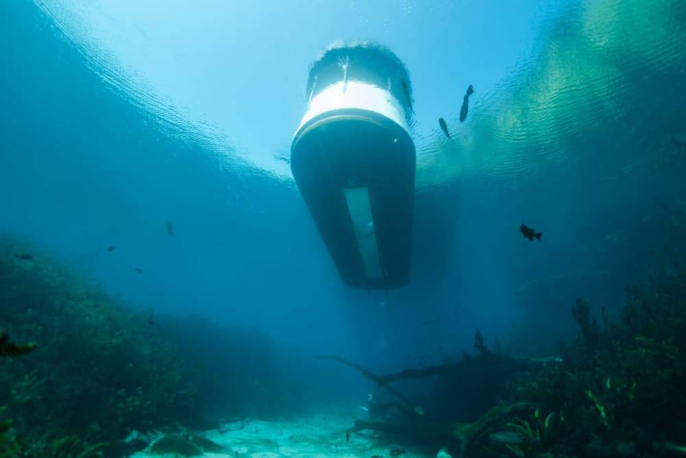 Underwater view of glass-bottom boat - Credit-Matthew Mohondro
