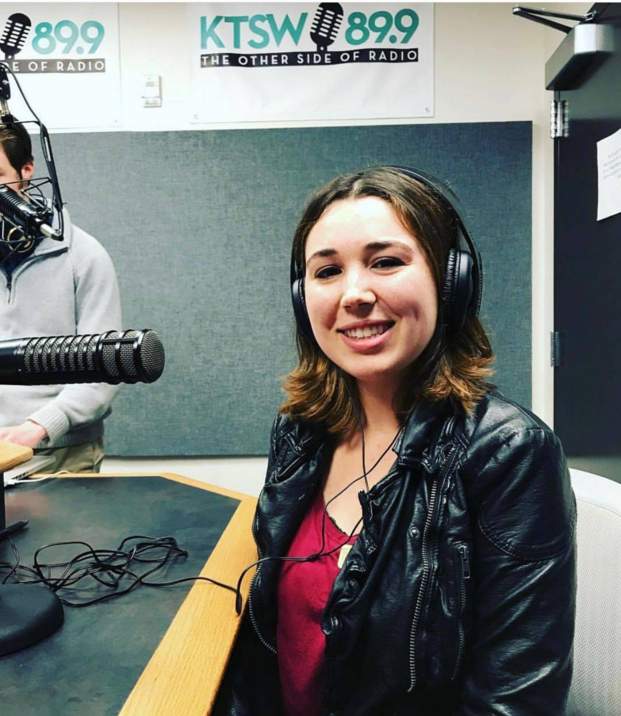 Dietetic intern interviewing with KTSW about Bobcat Bounty 