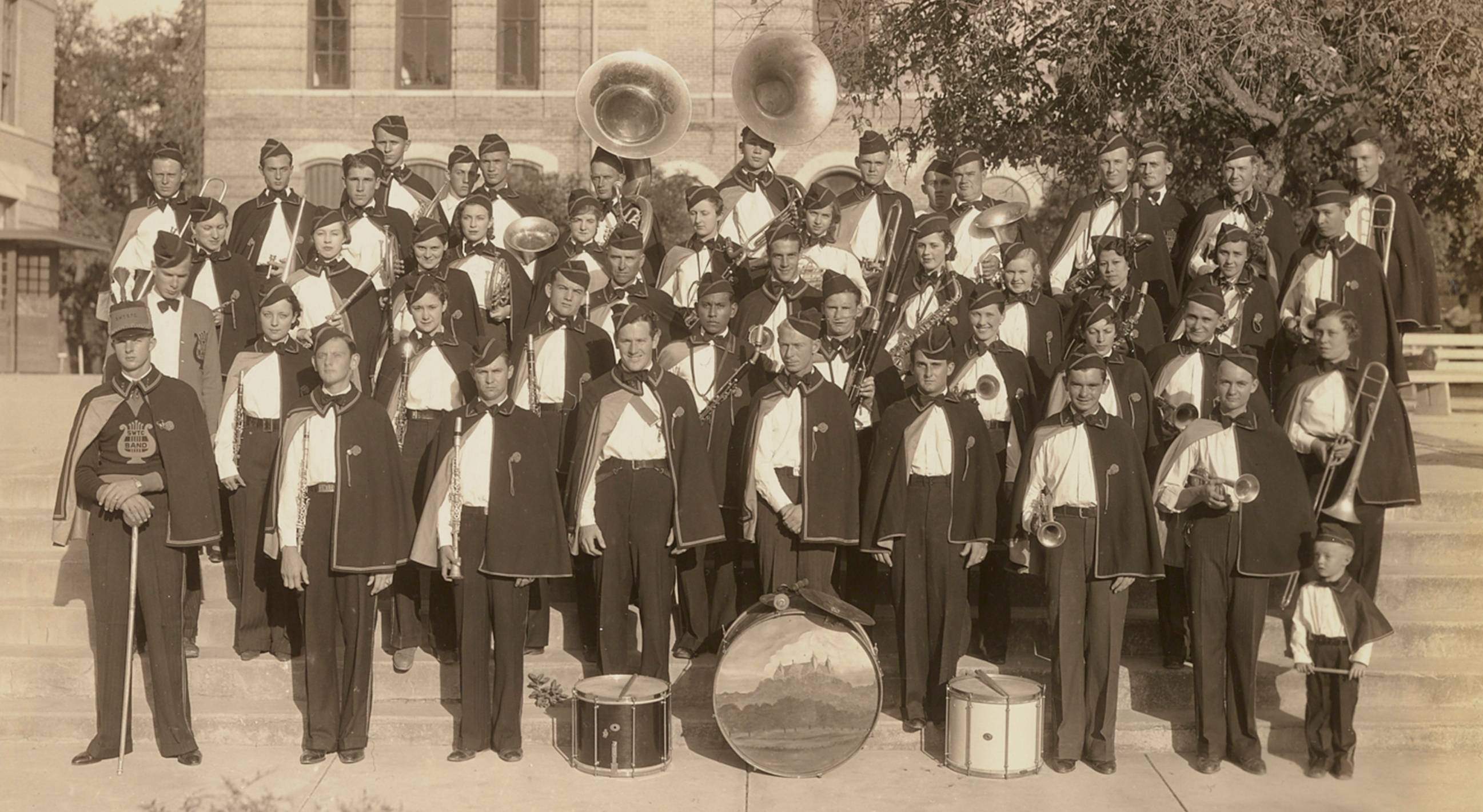 archived photo of 1928 band