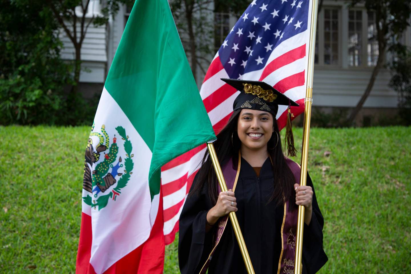 international student with country flags